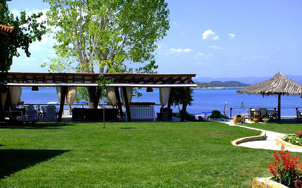 Christaras Apartments Vourvourou Bagian luar foto