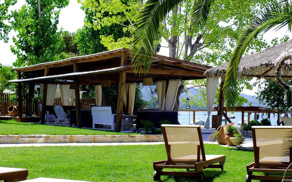 Christaras Apartments Vourvourou Bagian luar foto