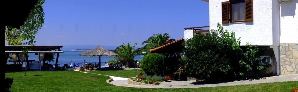 Christaras Apartments Vourvourou Bagian luar foto