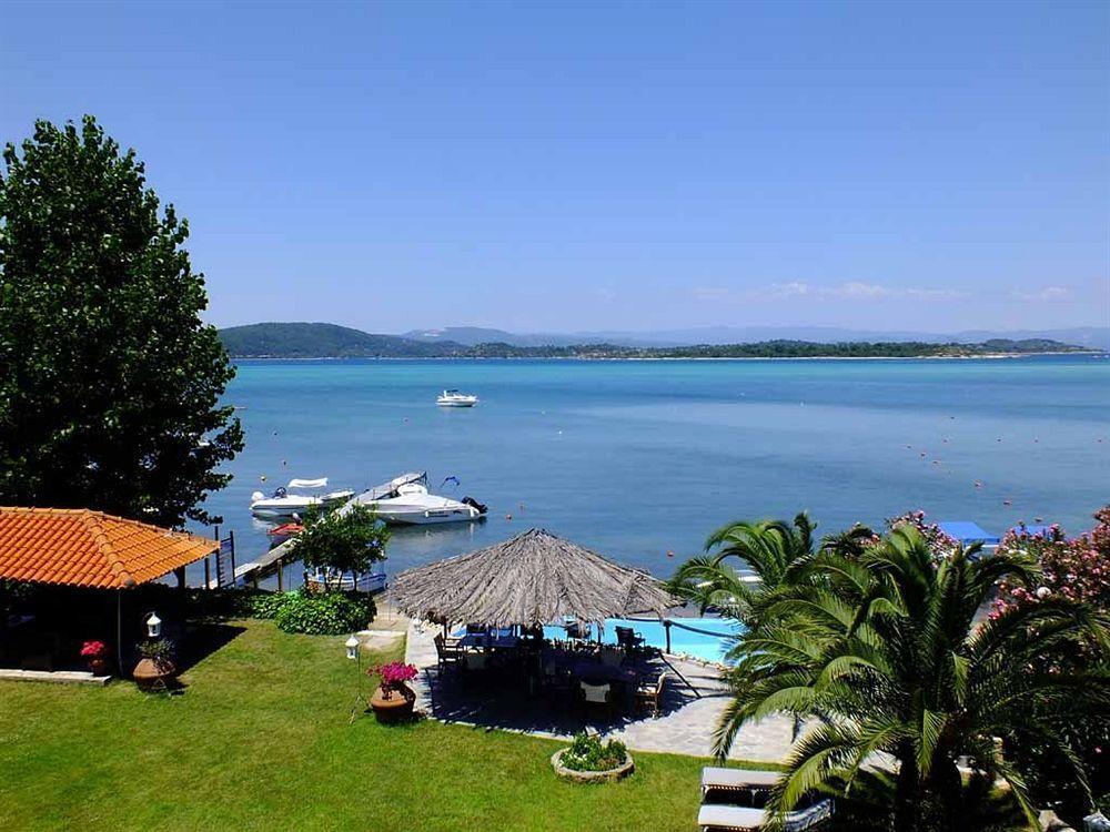 Christaras Apartments Vourvourou Bagian luar foto
