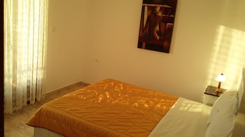Christaras Apartments Vourvourou Bagian luar foto