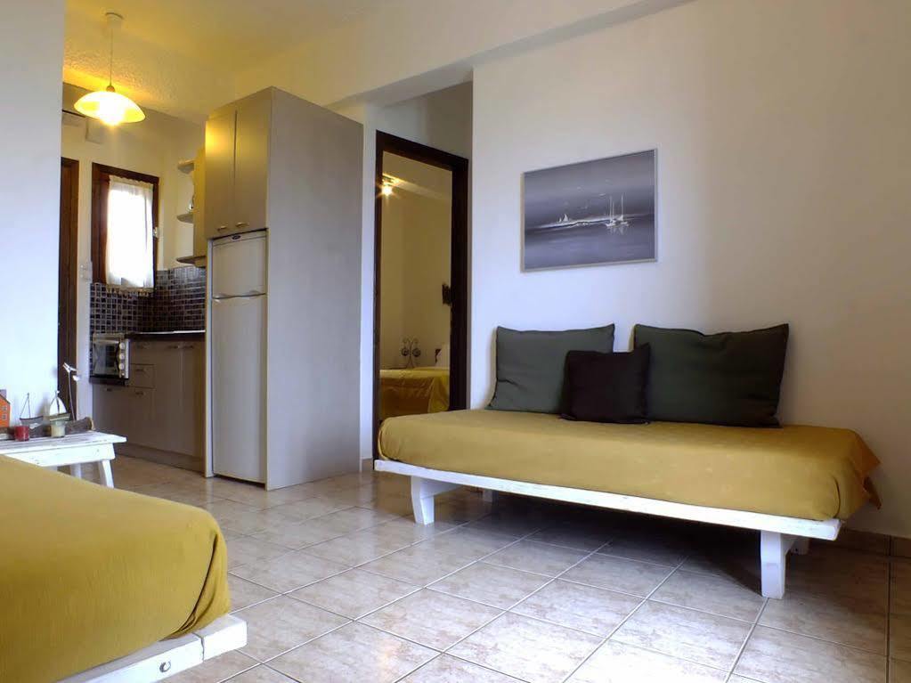 Christaras Apartments Vourvourou Bagian luar foto