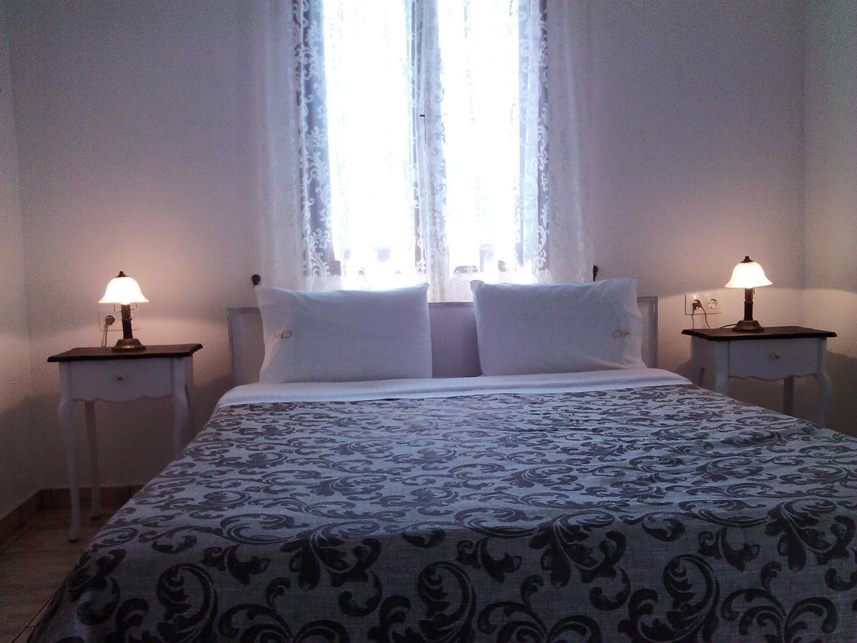 Christaras Apartments Vourvourou Bagian luar foto